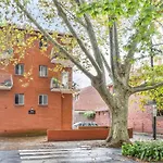 \'Boutique Redfern\' The Best Of City Fringe Living