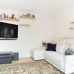 \'Boutique Redfern\' The Best Of City Fringe Living