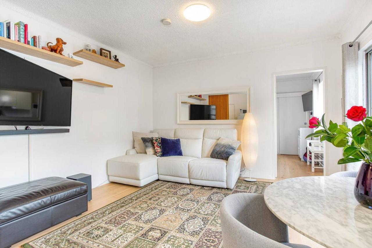 Apartment 'boutique Redfern' The Of Fringe Living *